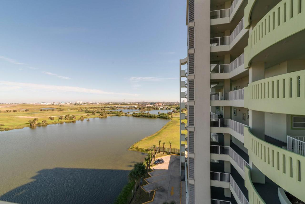 Sea Deuce By The Ocean Apartment Galveston Exterior photo