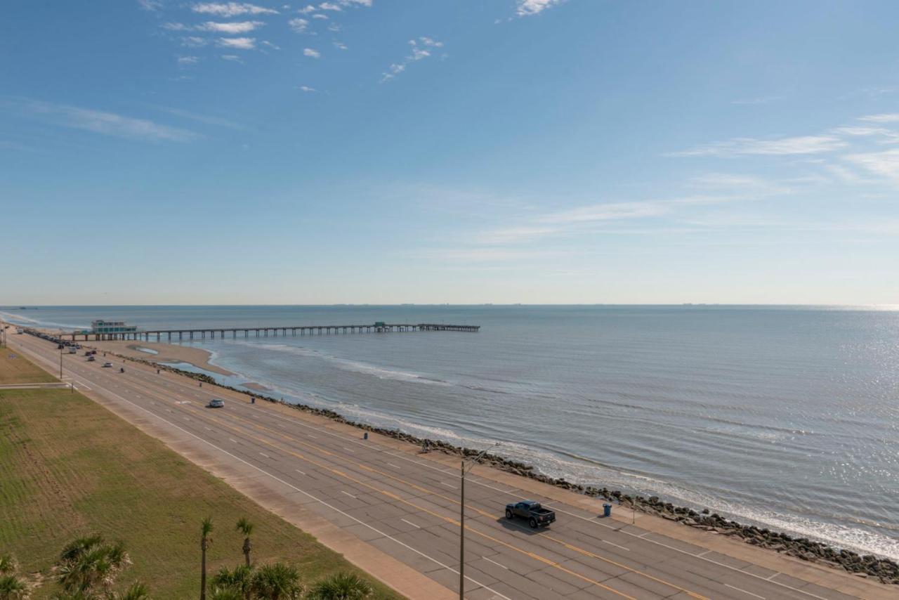 Sea Deuce By The Ocean Apartment Galveston Exterior photo